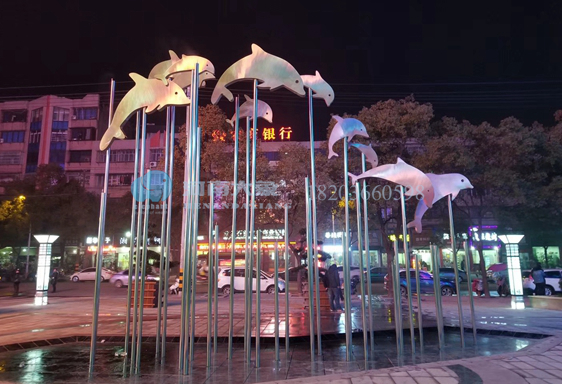 淺談鄭州雕塑廠家在雕塑設(shè)計(jì)時(shí)需要注意的地方(圖1)